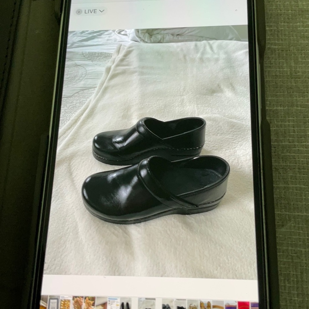 Just reduced. Dansko black leather professionals.